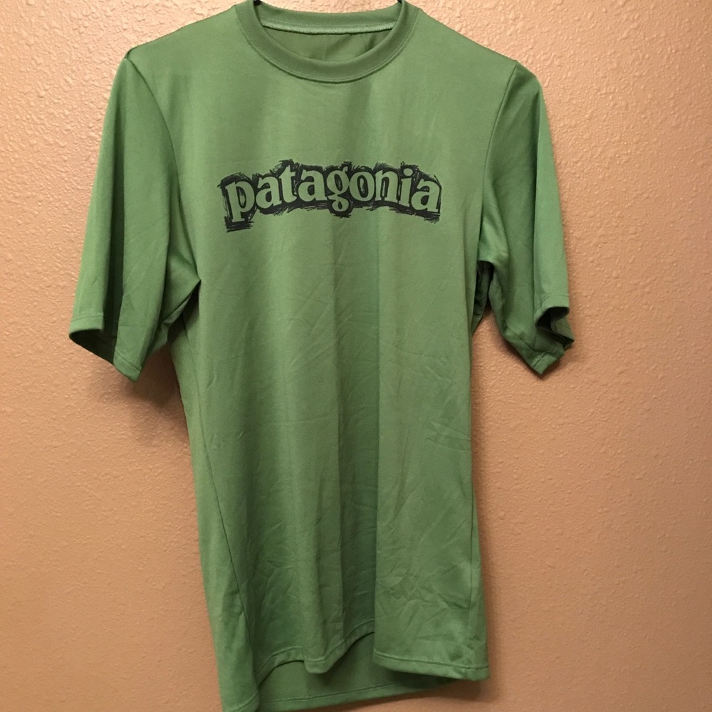 Men’s Patagonia XS capilene lightweight baselayer